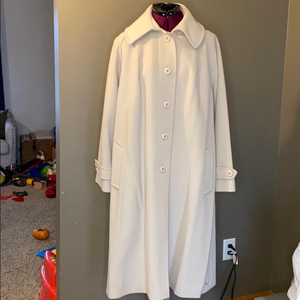 Elegant Cream Trench Coat
